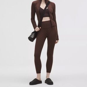 lululemon Align™ High-Rise Pant 25"
Jacquard